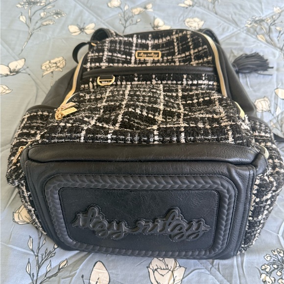 Itzy Ritzy Black & White Tweed Diaper Backpack with Gold Accents main image 4